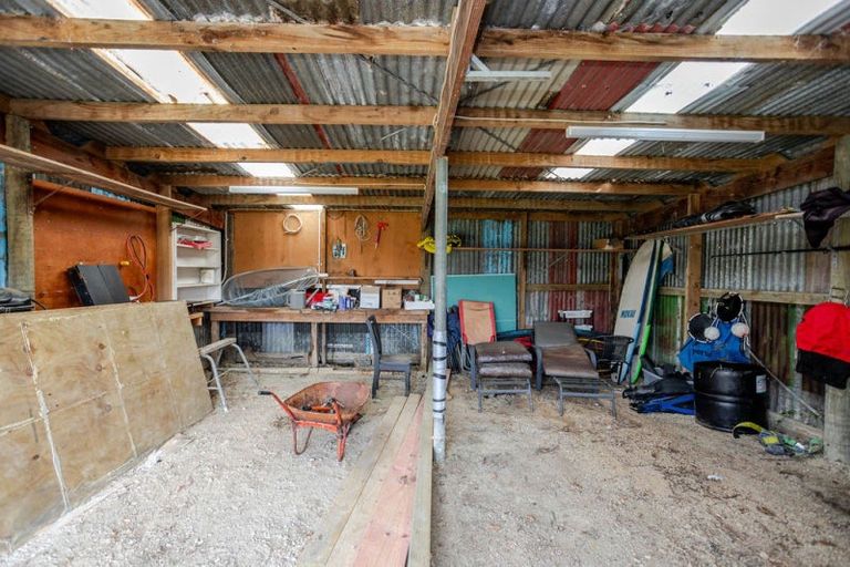 Photo of property in 40 Seaview Road, Herbertville, Dannevirke, 4970