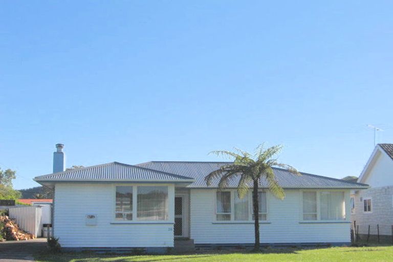 Photo of property in 20 Huxley Road, Outer Kaiti, Gisborne, 4010