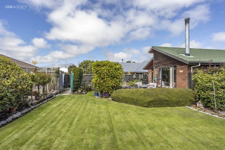 Photo of property in 16 Matthews Street, Kaiapoi, 7630