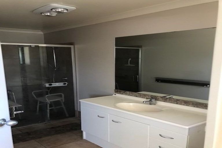 Photo of property in 11 Marick Place, Papamoa Beach, Papamoa, 3118