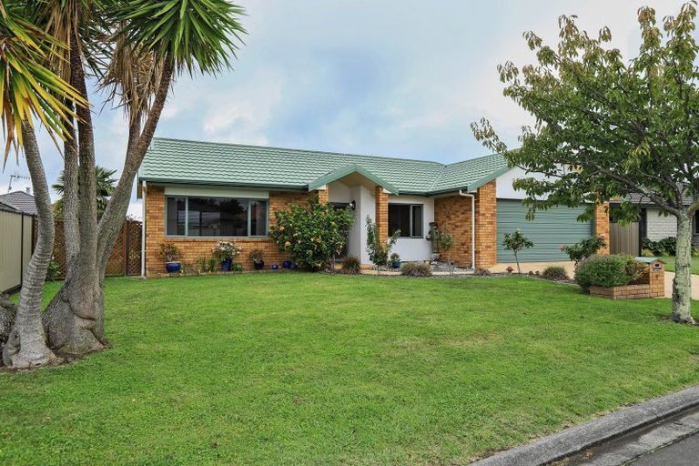 Photo of property in 9 Flemington Place, Taradale, Napier, 4112