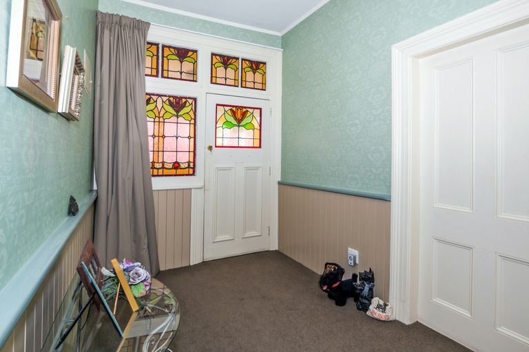 Photo of property in 1 Nelson Terrace, Seaview, Timaru, 7910