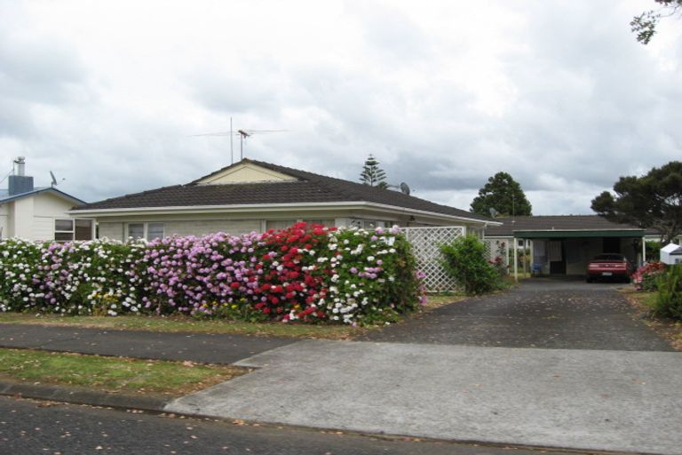 Photo of property in 1/5 Dalry Place, Mangere Bridge, Auckland, 2022