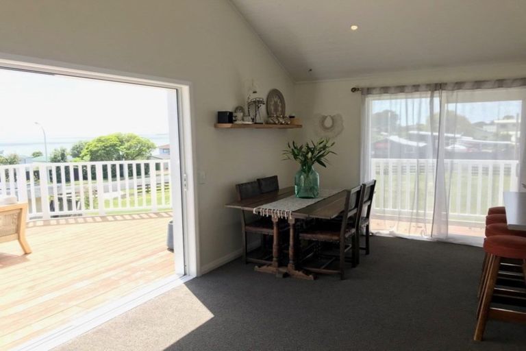 Photo of property in 4a Torkar Road, Clarks Beach, 2122