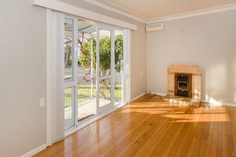 Photo of property in 46 Queen Street, Papakura, 2110
