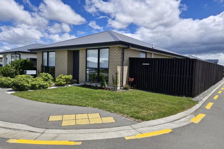 Photo of property in 4 Air Race Lane, Halswell, Christchurch, 8025