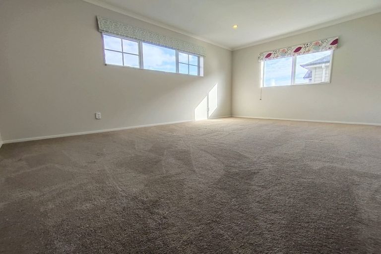Photo of property in 15 Ballindrait Drive, Flat Bush, Auckland, 2019
