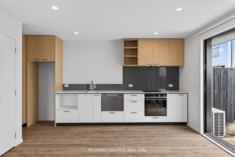 Photo of property in 1/24 New Brighton Road, Shirley, Christchurch, 8061