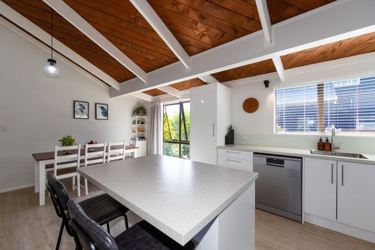 Photo of property in 7 Avenue Road, Greenmeadows, Napier, 4112