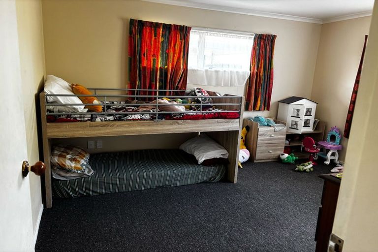 Photo of property in 57 Pelorus Street, Welcome Bay, Tauranga, 3112