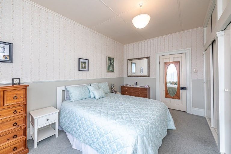 Photo of property in 17 Portal Street, Durie Hill, Whanganui, 4500