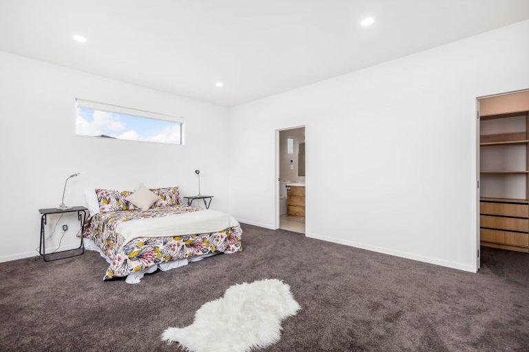 Photo of property in 3 Dreaver Way, Sunnynook, Auckland, 0630