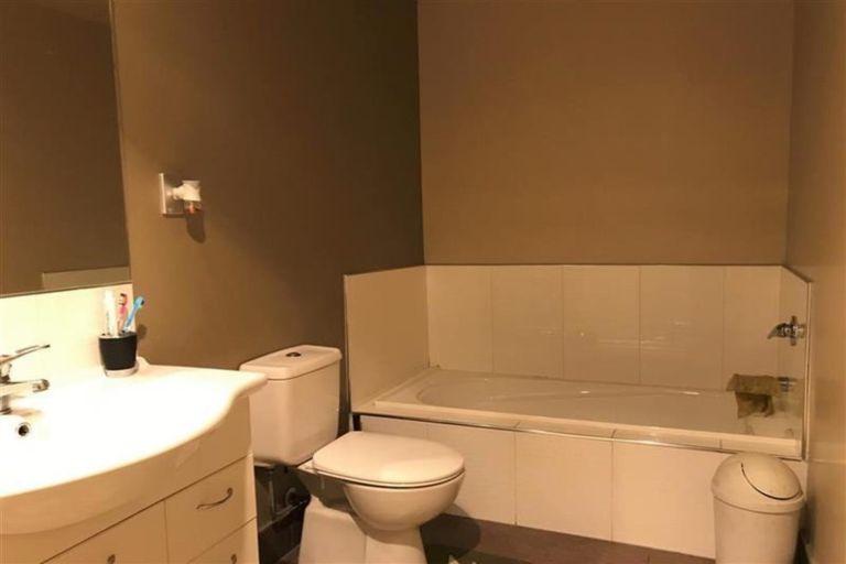 Photo of property in 8 Zabeel Crescent, Takanini, 2112