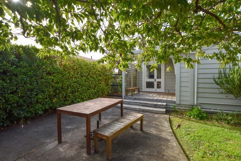 Photo of property in 10 Wyndham Street, Carterton, 5713