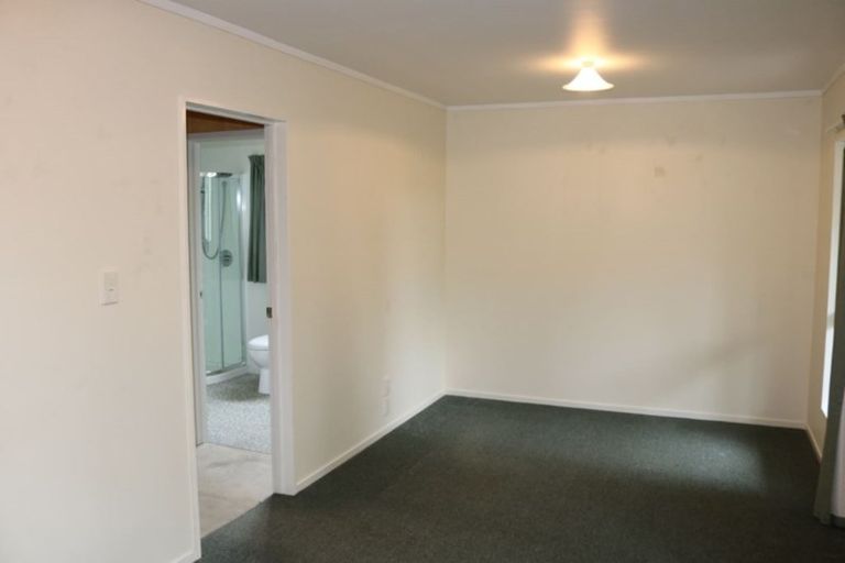 Photo of property in 8 Oxford Street, Tirau, 3410