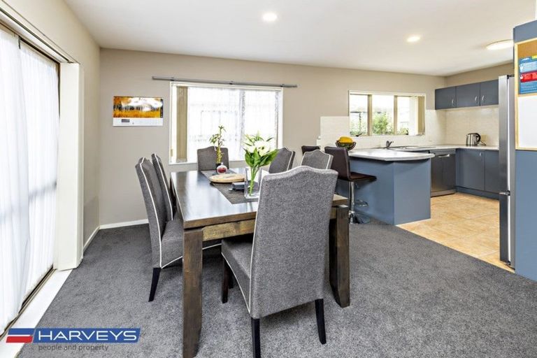 Photo of property in 20 Maadi Place, Papakura, 2110