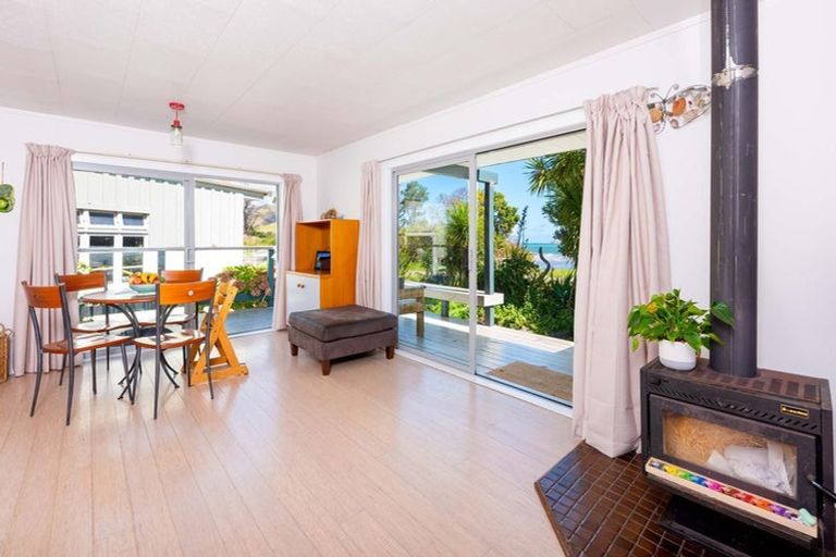 Photo of property in 22 Koutu Beach Road, Opononi, Kaikohe, 0473