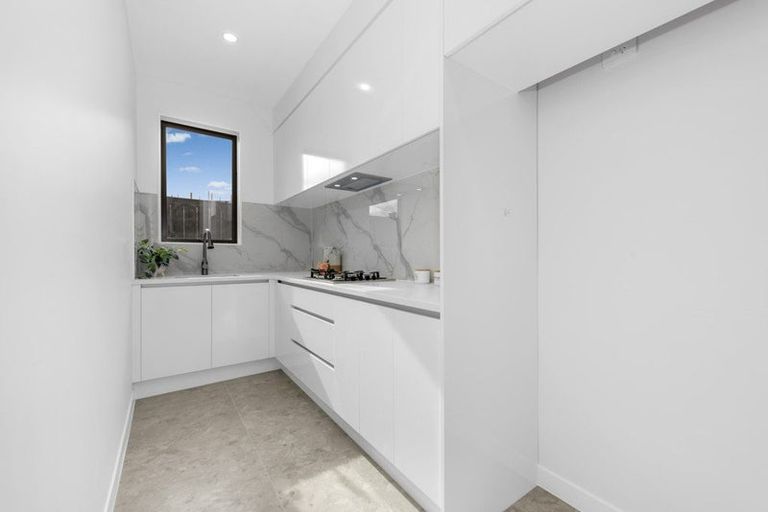 Photo of property in 13 Catalina Avenue, Rosehill, Papakura, 2113