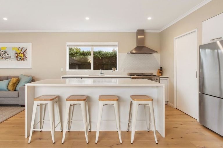 Photo of property in 154 Hamilton Avenue, Ilam, Christchurch, 8041