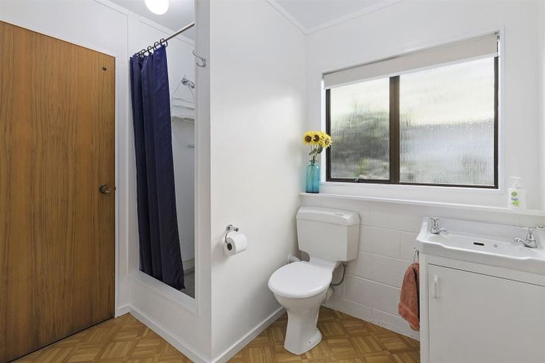Photo of property in 22 Mercury Way, Whitby, Porirua, 5024