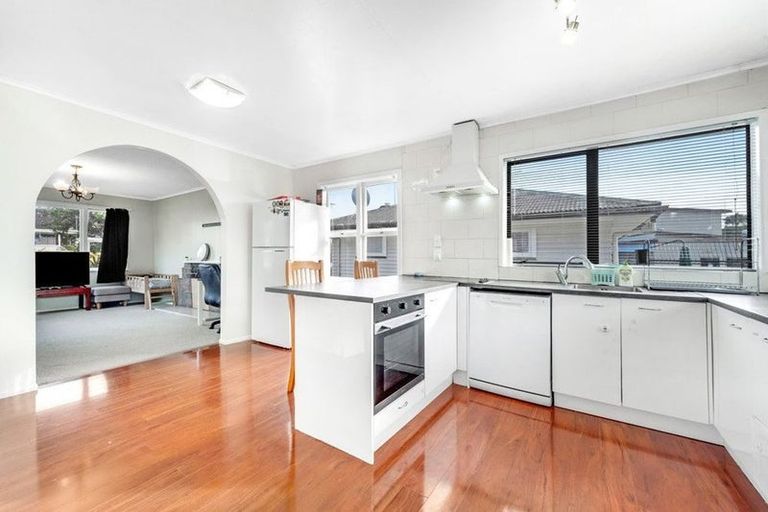 Photo of property in 6 Tindall Crescent, Otara, Auckland, 2023