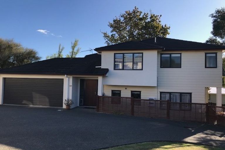 Photo of property in 1/15 Glastron Place, Bayview, Auckland, 0629