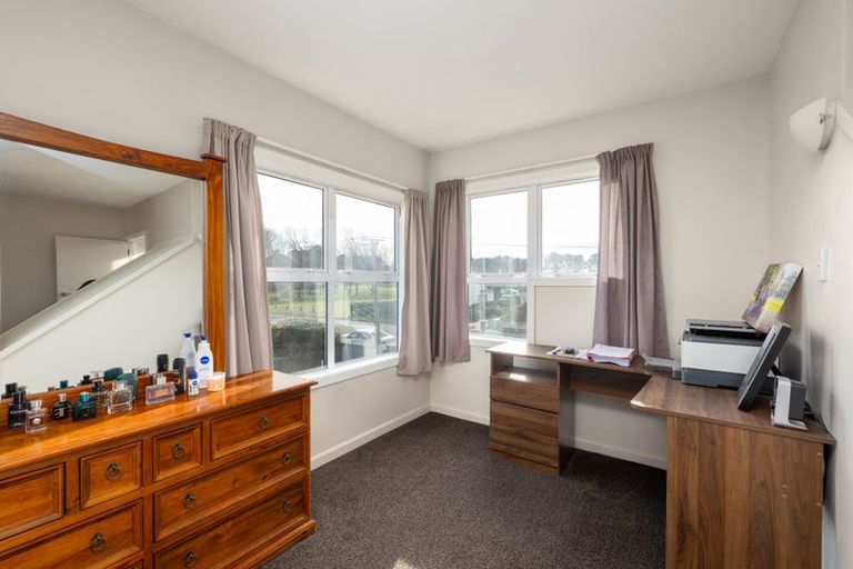 Photo of property in 390 Keyes Road, New Brighton, Christchurch, 8083