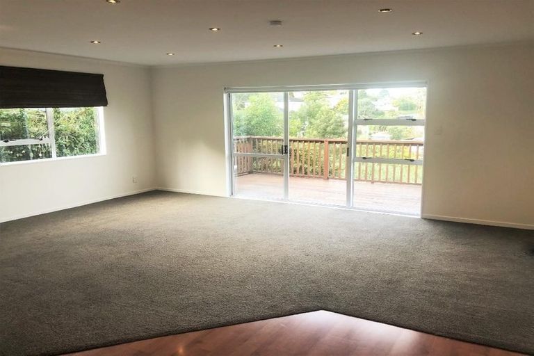 Photo of property in 1/57b Woodlands Crescent, Browns Bay, Auckland, 0630