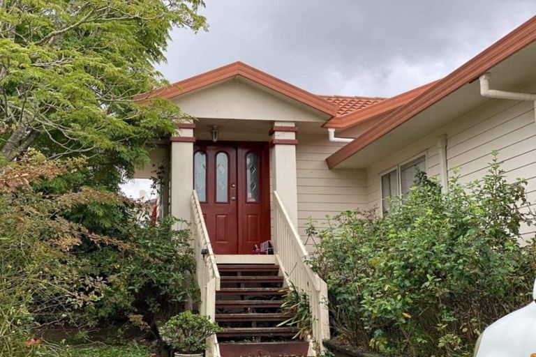 Photo of property in 55 Barbados Drive, Unsworth Heights, Auckland, 0632