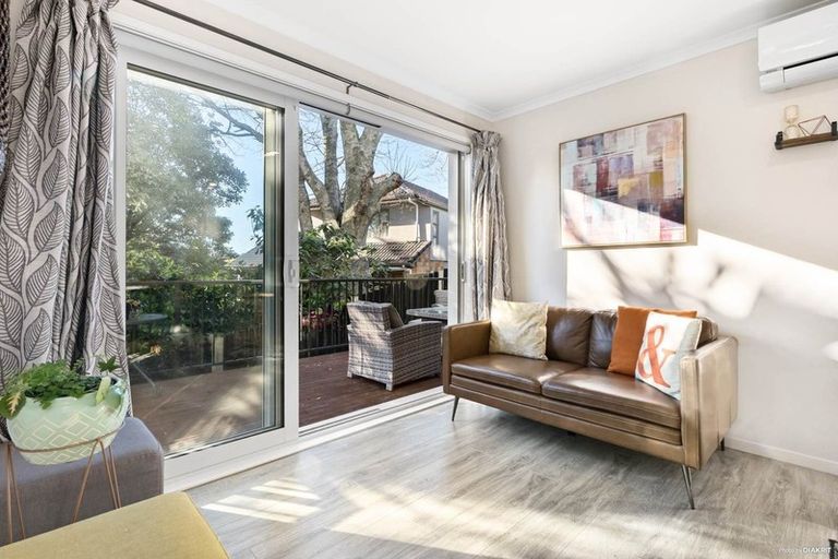 Photo of property in 252 Hill Road, The Gardens, Auckland, 2105