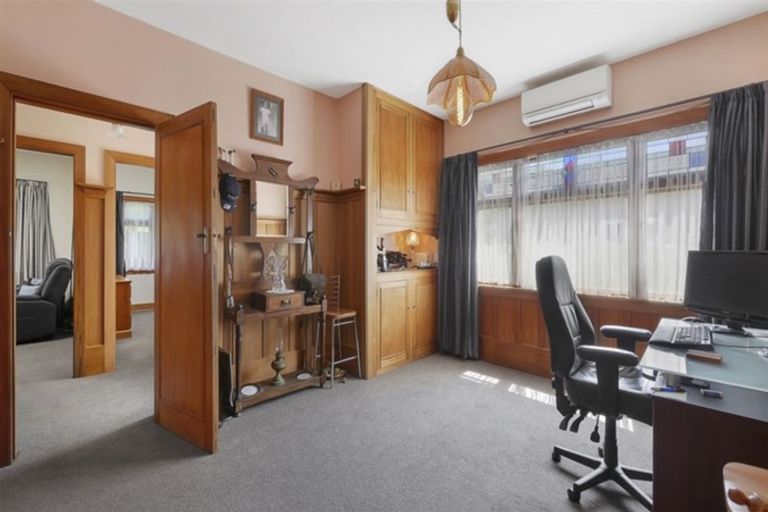 Photo of property in 54 Mathesons Road, Phillipstown, Christchurch, 8011