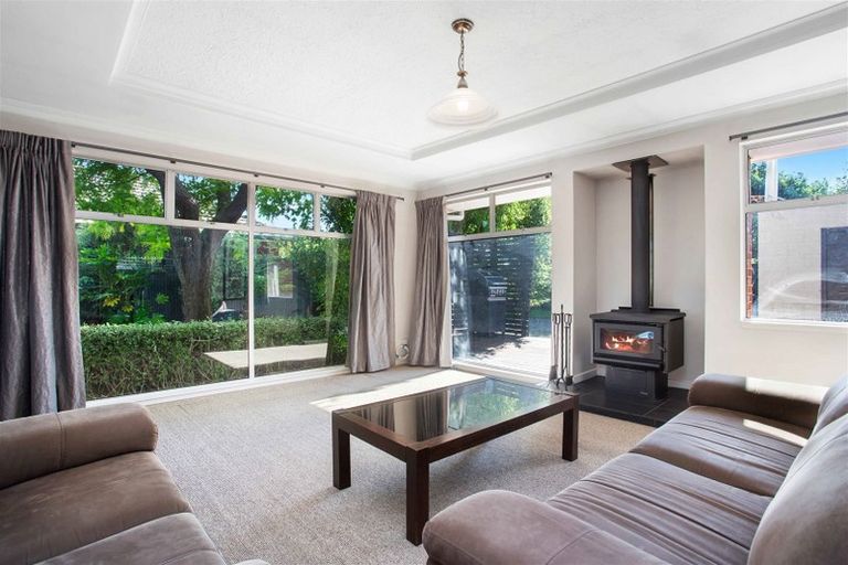 Photo of property in 6 Freebairn Street, Redwood, Christchurch, 8051