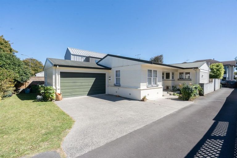 Photo of property in 25a Strowan Avenue, Fairfield, Hamilton, 3214