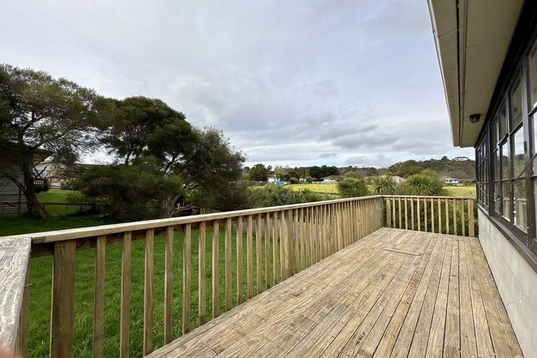 Photo of property in 10 Igloo Place, Red Hill, Papakura, 2110