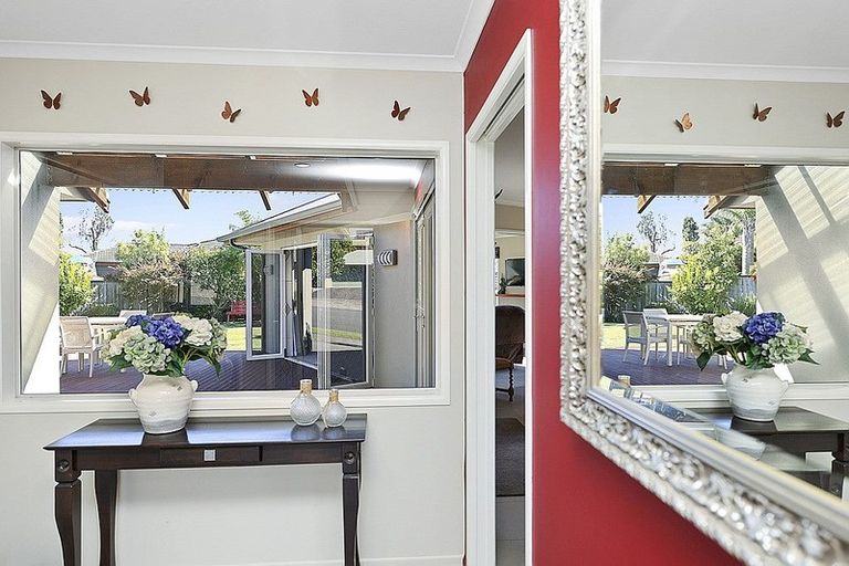 Photo of property in 71 Karamea Street, Whalers Gate, New Plymouth, 4310