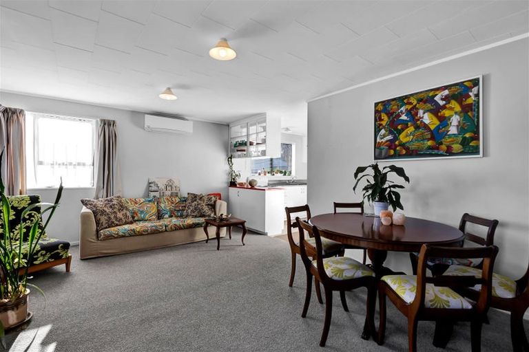 Photo of property in 1/12 Darnell Street, Fitzroy, New Plymouth, 4312