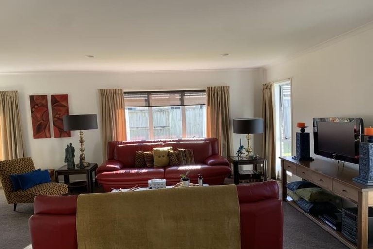 Photo of property in 67 Farringdon Avenue, Rototuna North, Hamilton, 3210