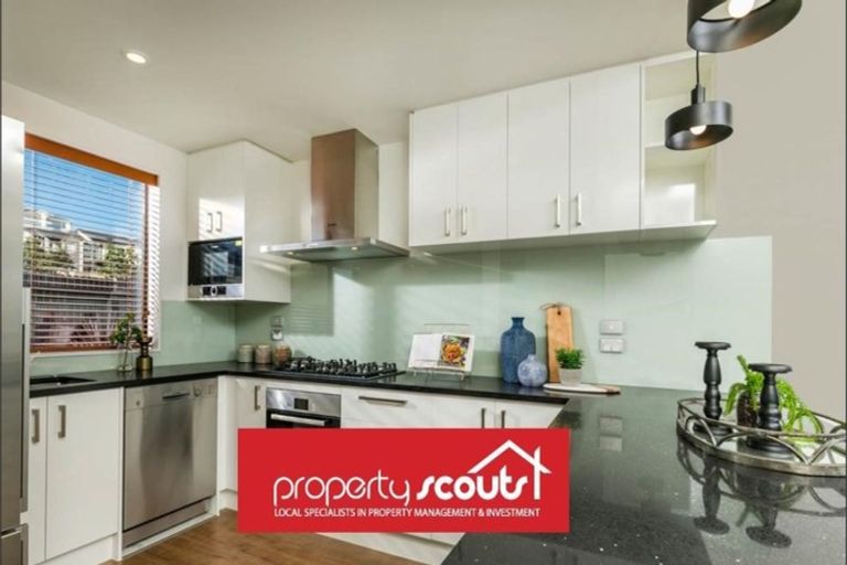 Photo of property in 7 Moki Place, Long Bay, Auckland, 0630
