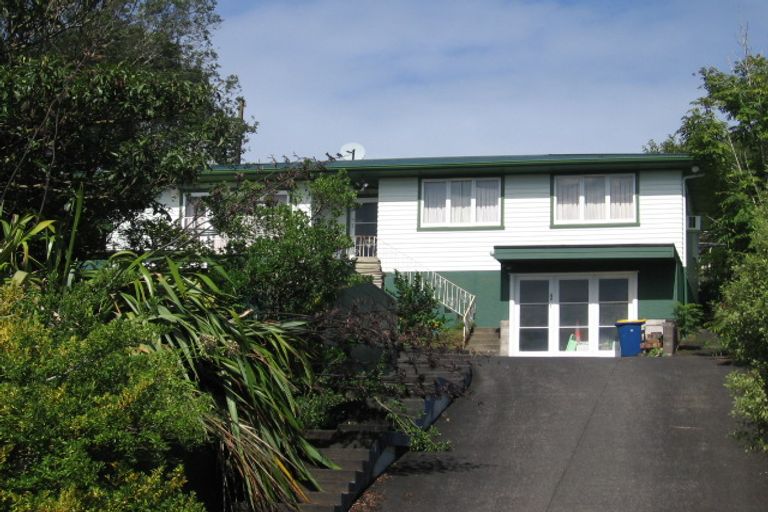 Photo of property in 58 Derwent Crescent, Titirangi, Auckland, 0604