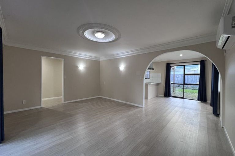Photo of property in 1 Matuku Place, Papatoetoe, Auckland, 2025