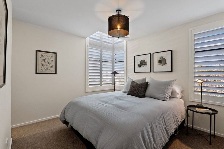 Photo of property in 2 Bretts Road, St Albans, Christchurch, 8052