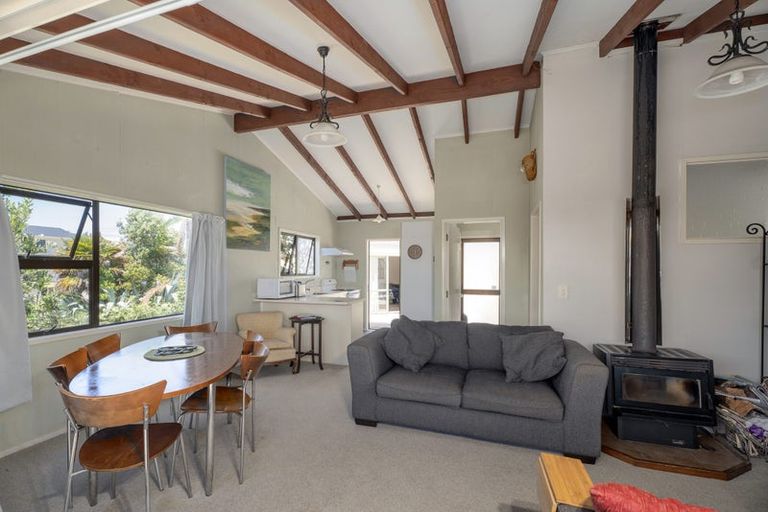Photo of property in 1 Norfolk Place, Tairua, 3508