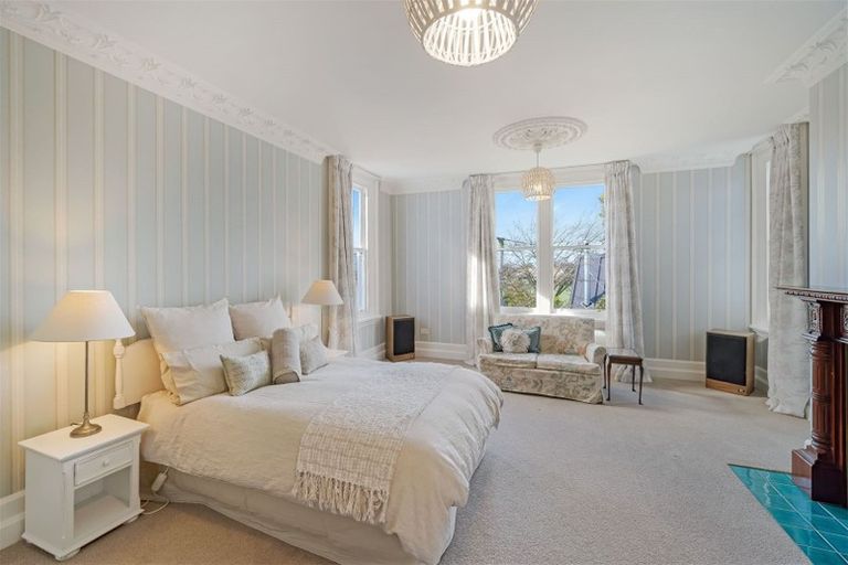 Photo of property in Chilcombe Homestead, 4 Medbury Terrace, Fendalton, Christchurch, 8041