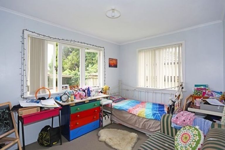 Photo of property in 12a Hunua Road, Papakura, 2110