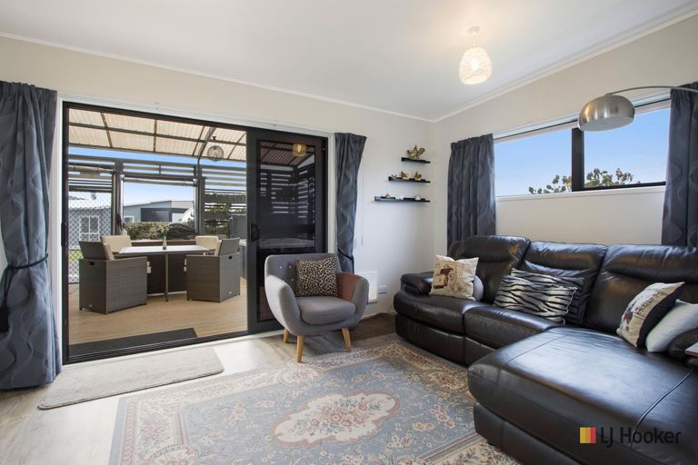 Photo of property in 10 Reel Road, Athenree, Waihi Beach, 3611