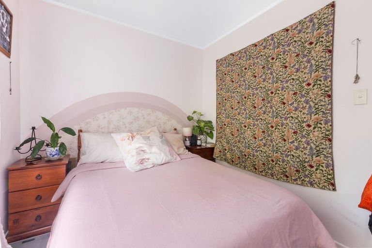 Photo of property in 117b Seaview Road, Westown, New Plymouth, 4310