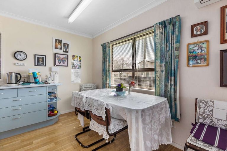 Photo of property in 1/12 Wellington Street, Papakura, 2110