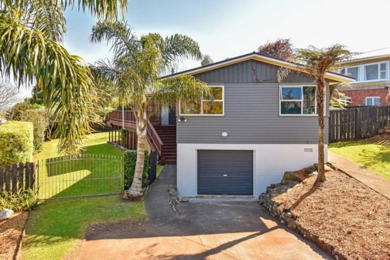 Photo of property in 20 Red Hill Road, Red Hill, Papakura, 2110