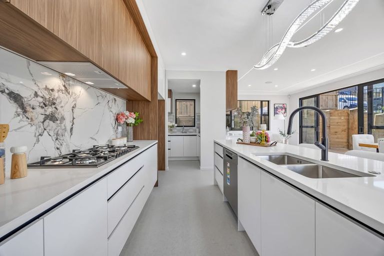 Photo of property in 31 Hauhake Road, Flat Bush, Auckland, 2019