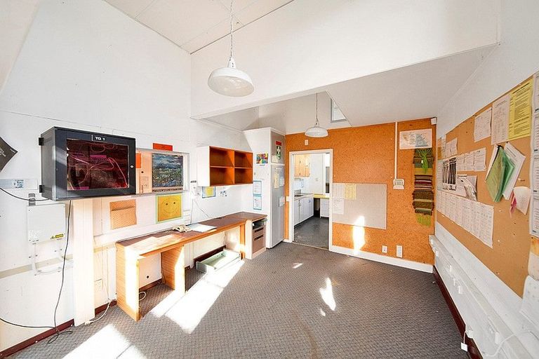 Photo of property in 105 High Street South, Eltham, 4322